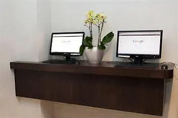 Acca International Hotel 3*