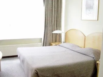Acca International Hotell